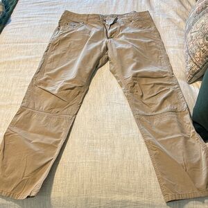 listing-status-banner